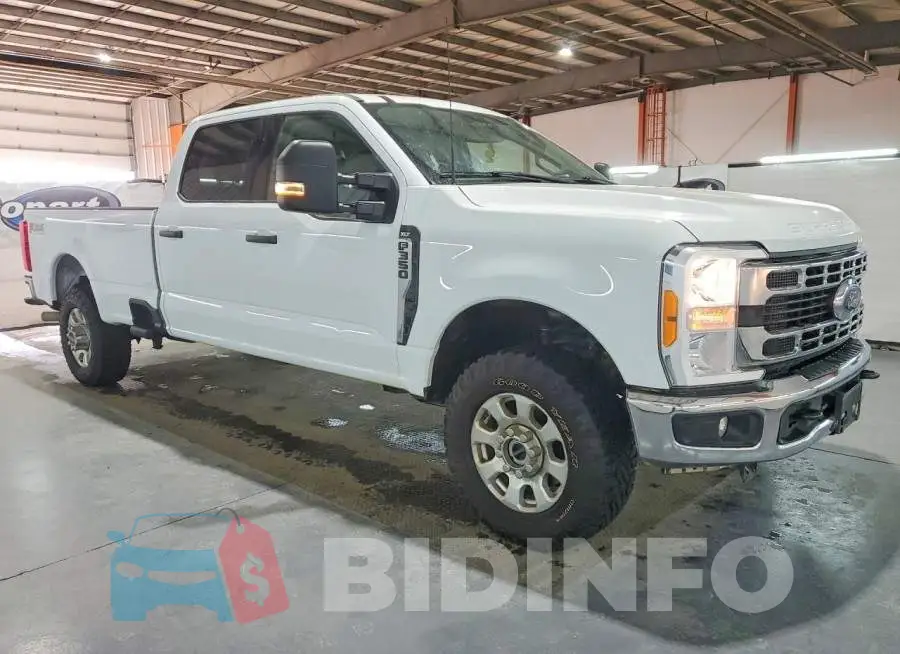 1FT8W3BN1PEC59587 Photo# 4