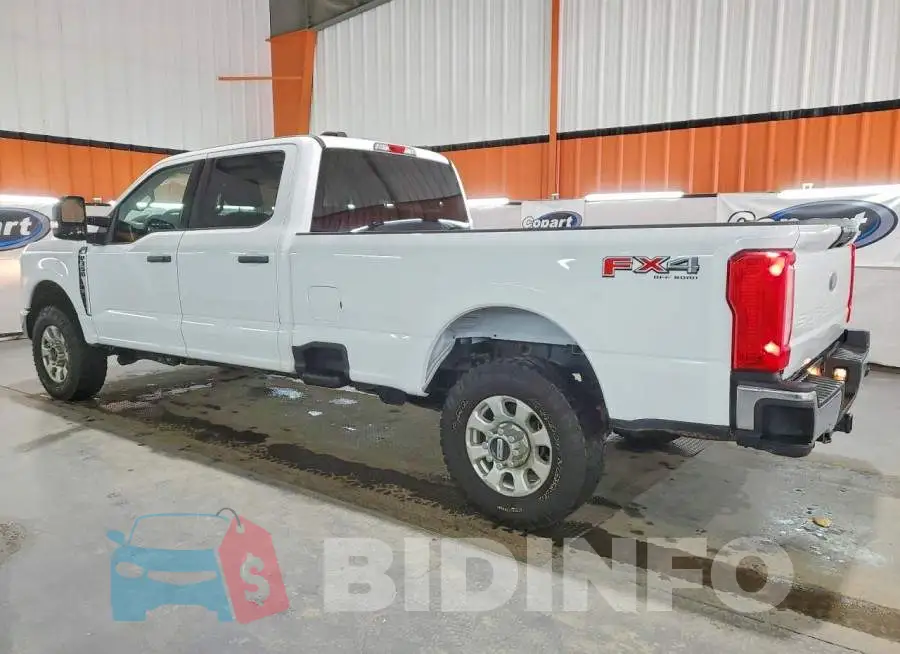 1FT8W3BN1PEC59587 Photo# 2