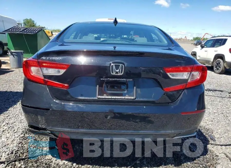 1HGCV1F12KA118358 Photo# 6