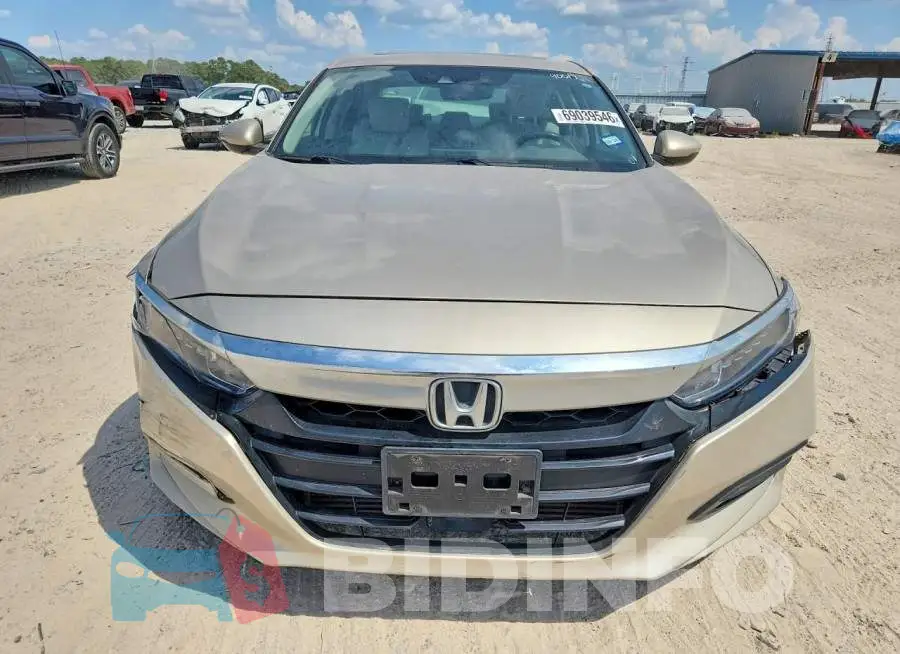1HGCV1F58JA195026 Photo# 5