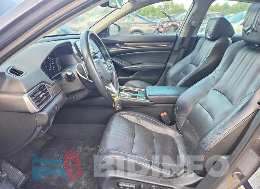 1HGCV2F58JA009104 Photo# 7