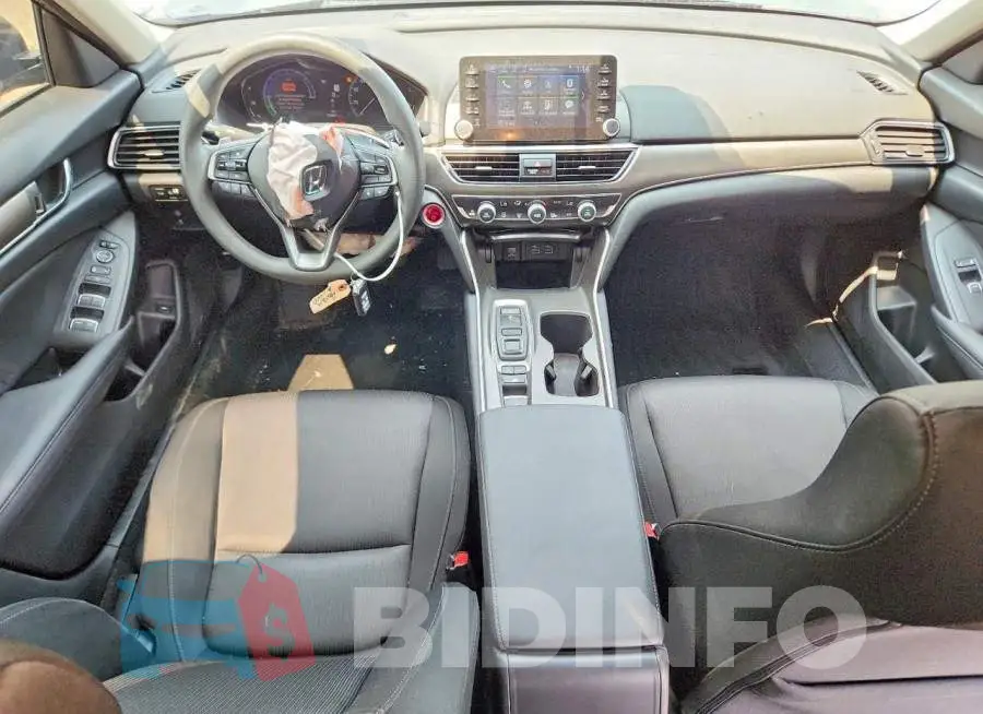1HGCV3F16MA018178 Photo# 8
