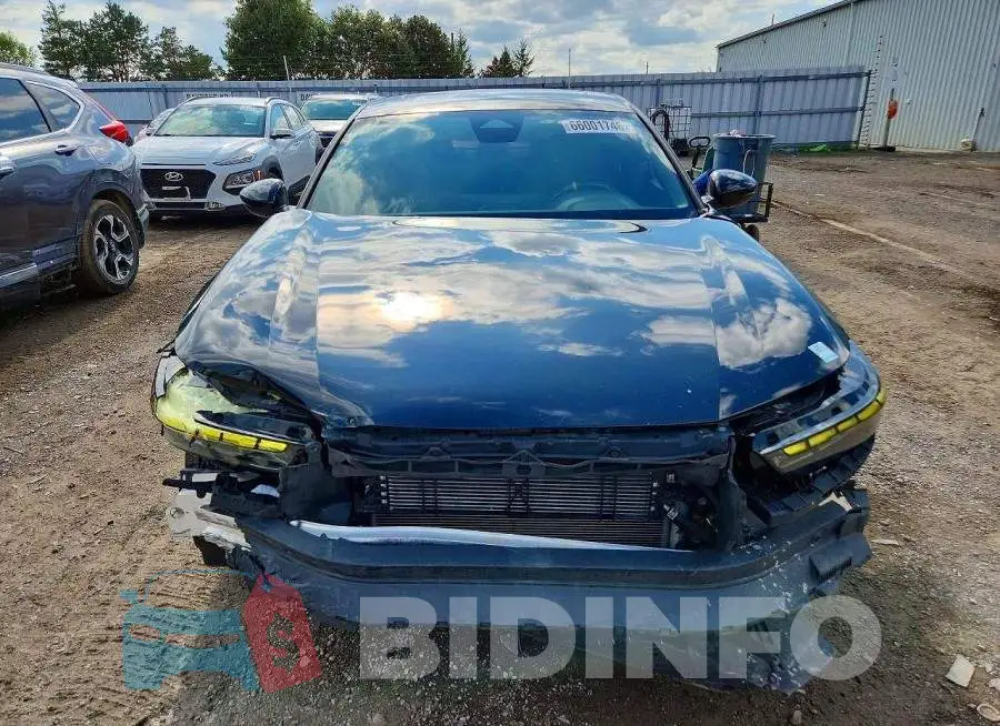 1HGCY2F57PA800384 Photo# 5