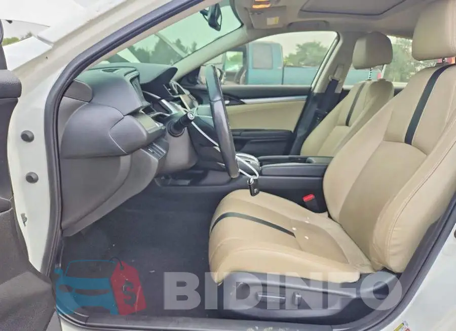 JHMFC1F73JX021198 Photo# 7