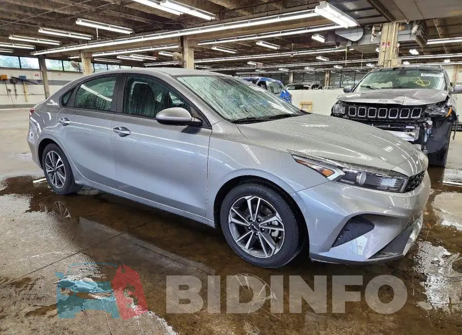 3KPF24AD0PE615629 Photo# 4