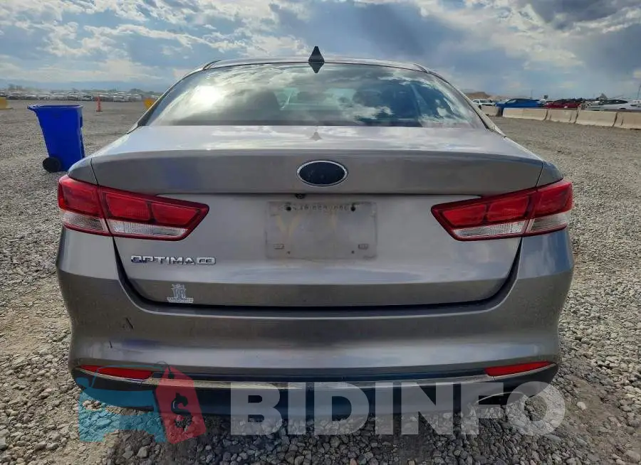 5XXGT4L32JG180133 Photo# 6