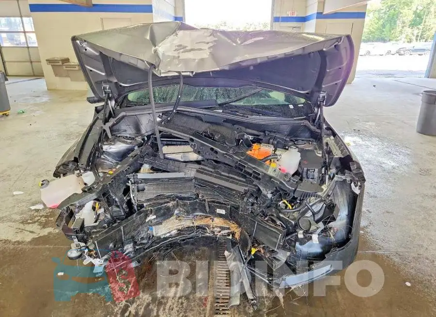 KNDCP3LEXT5330737 Photo# 5