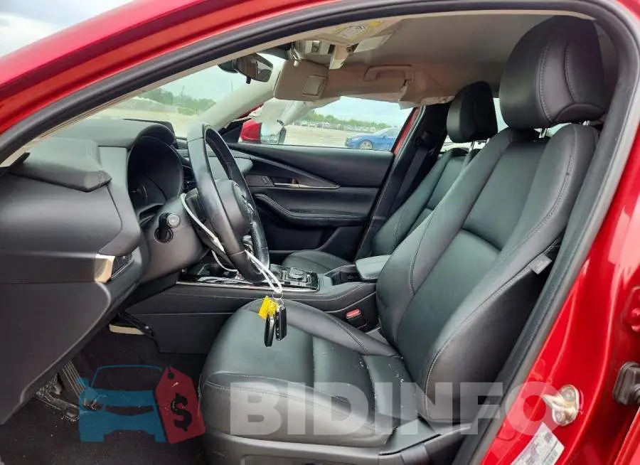 3MVDMBCM0PM530930 Photo# 7