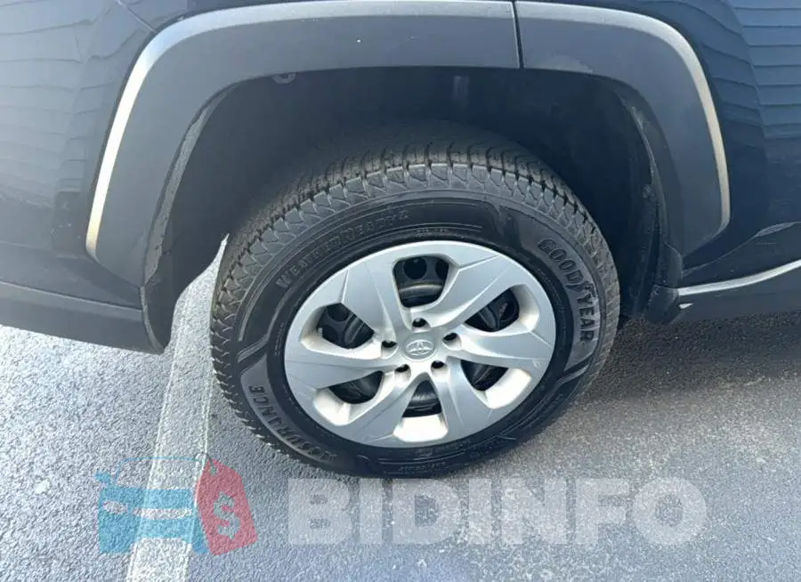 2T3F1RFV6PW368610 Photo# 11