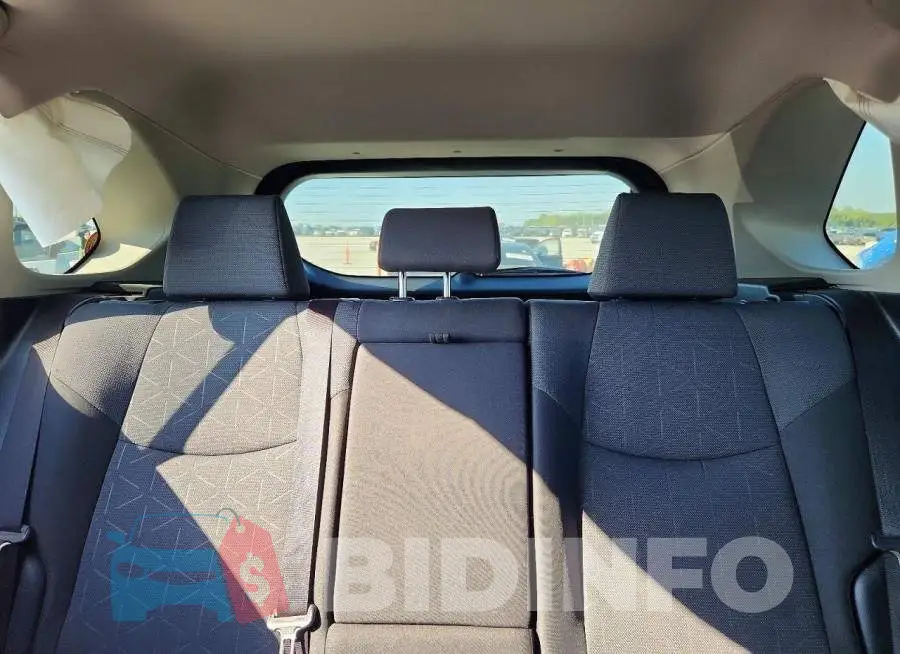 JTMW1RFV4KD009570 Photo# 10