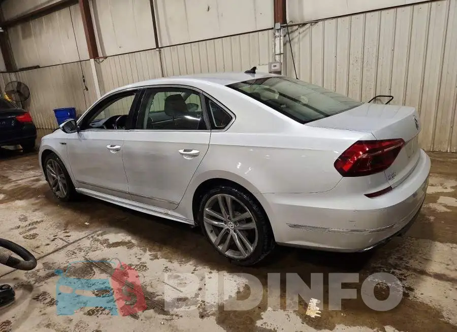 1VWDT7A3XHC005420 Photo# 2