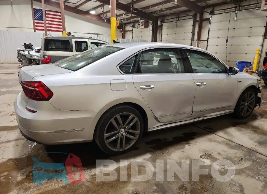 1VWDT7A3XHC005420 Photo# 3