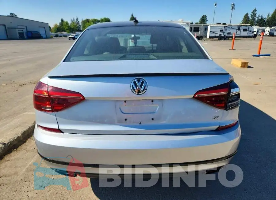 1VWJM7A39JC050533 Photo# 6