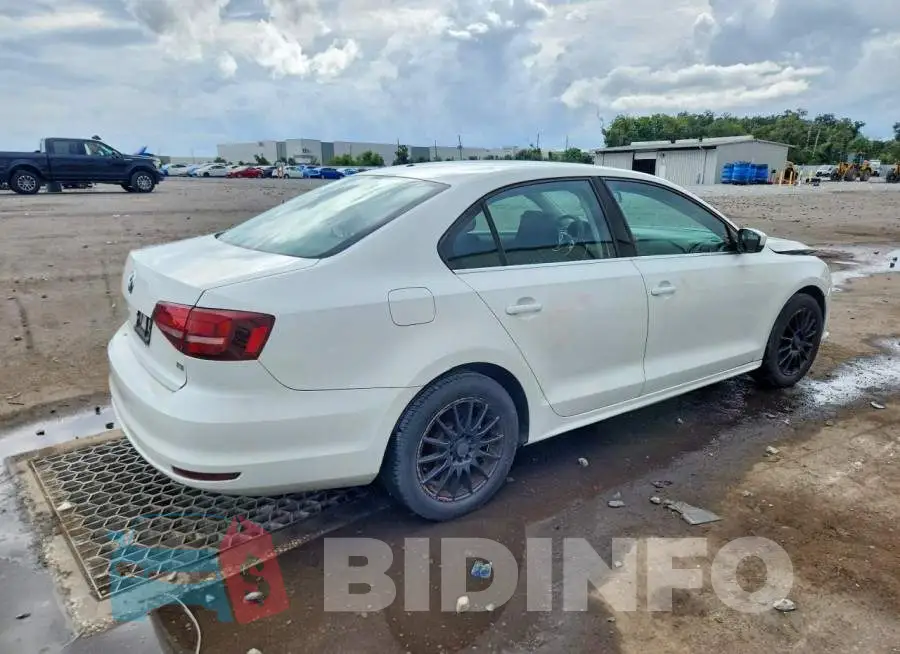 3VW2B7AJ8HM241667 Photo# 3