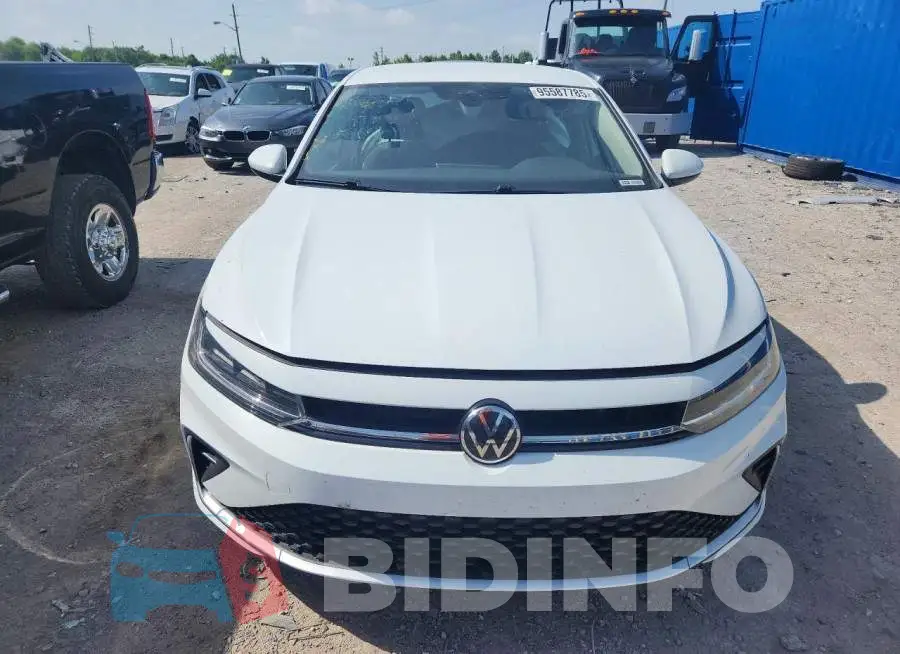 3VW5X7BU1SM024640 Photo# 5