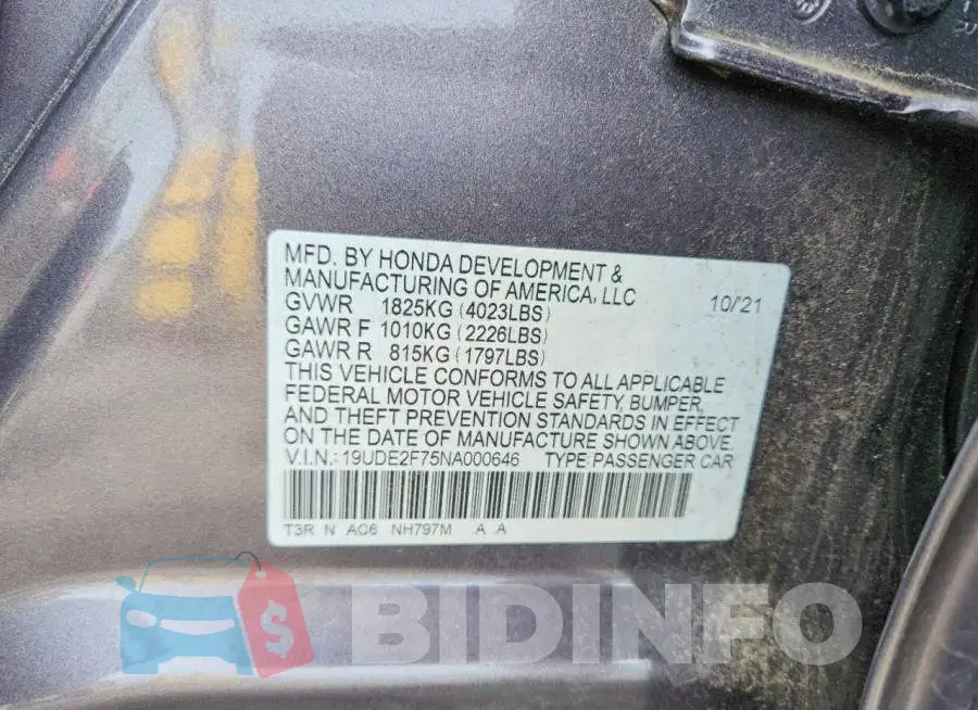 19UDE2F75NA000646 Photo# 12