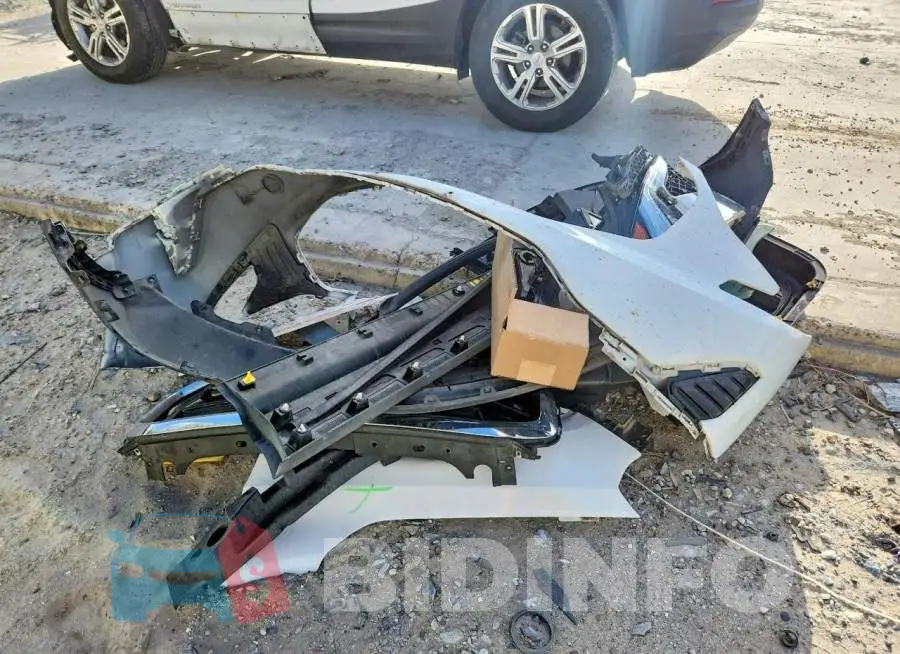 3GKALMEV8JL160854 Photo# 12