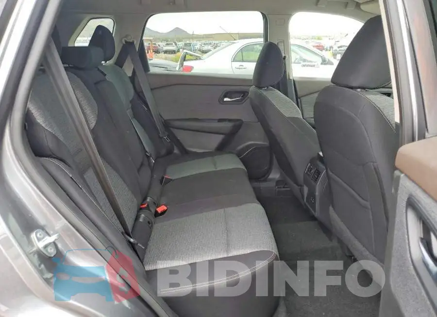 5N1BT3BA2PC818700 Photo# 10