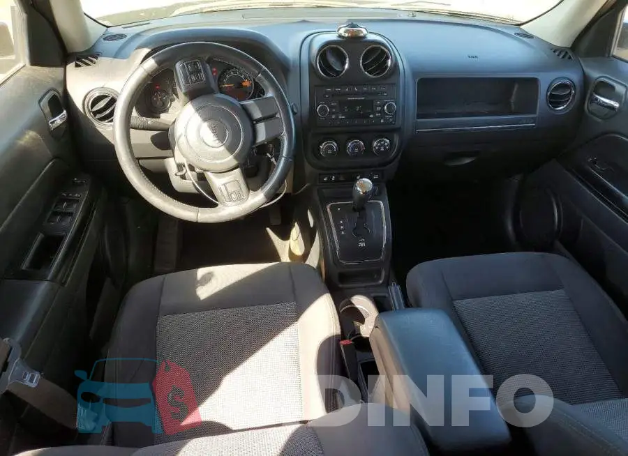 1C4NJPFAXHD117309 Photo# 8