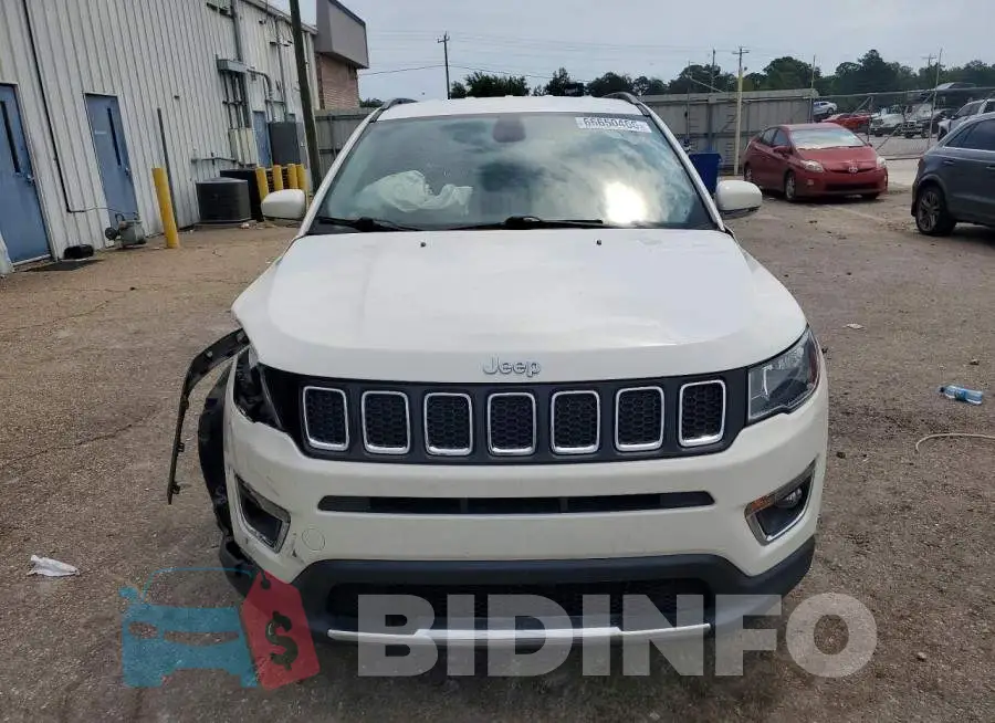 3C4NJCCB9LT122526 Photo# 5
