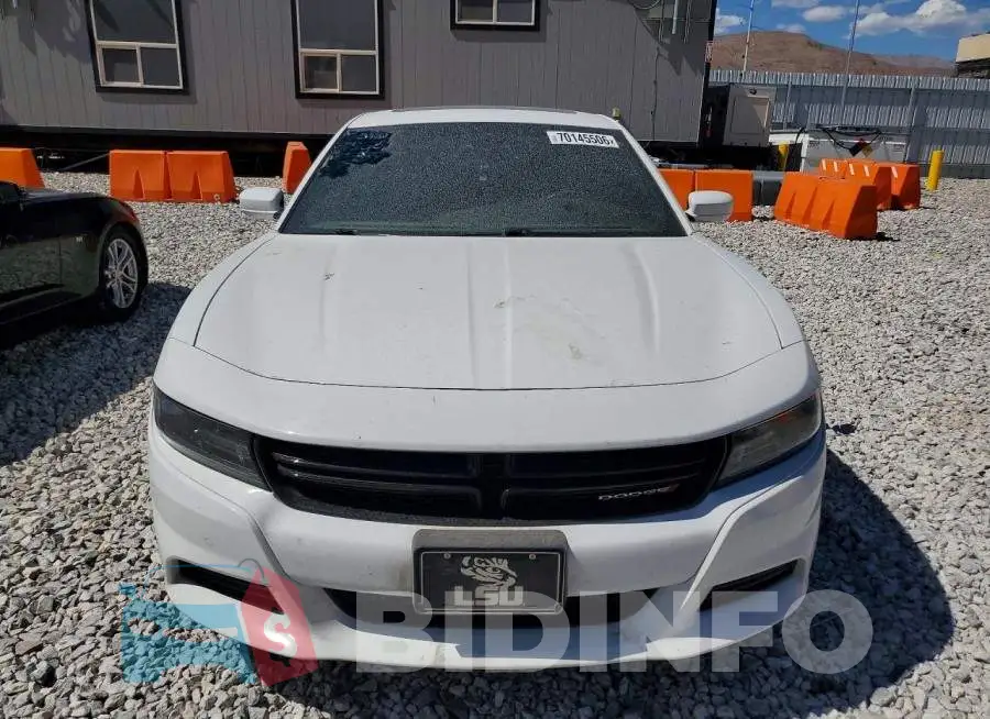 2C3CDXBG3KH643465 Photo# 5