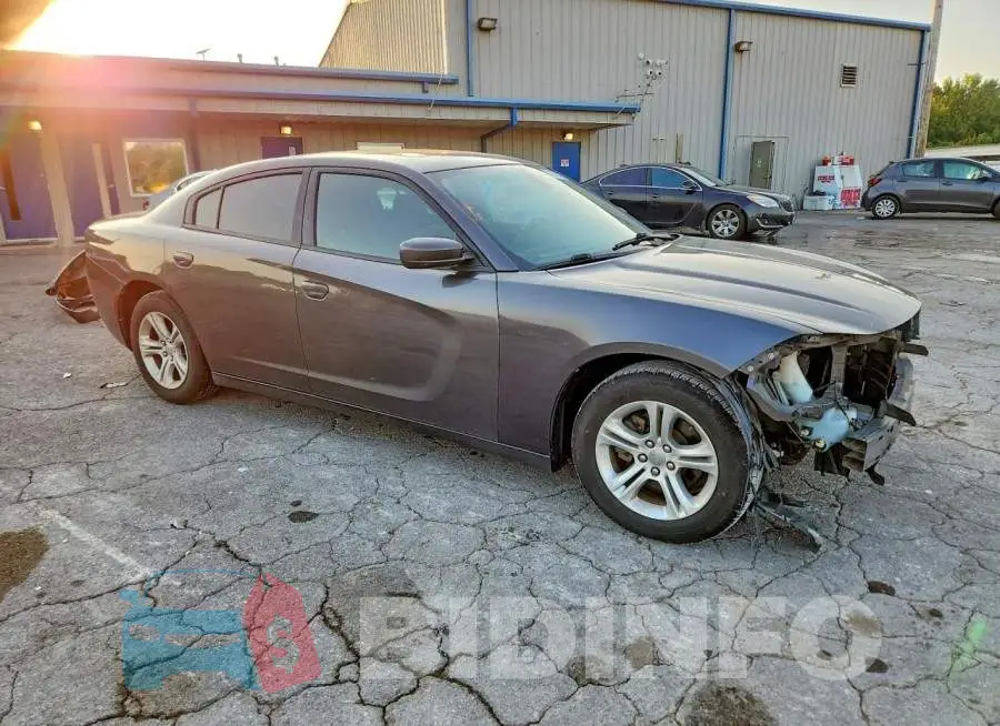 2C3CDXBG6KH728106 Photo# 4