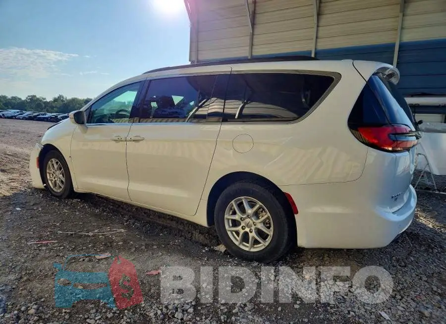 2C4RC1BG5NR142145 Photo# 2