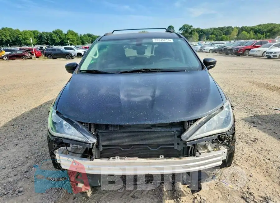 2C4RC1BG7HR778151 Photo# 5