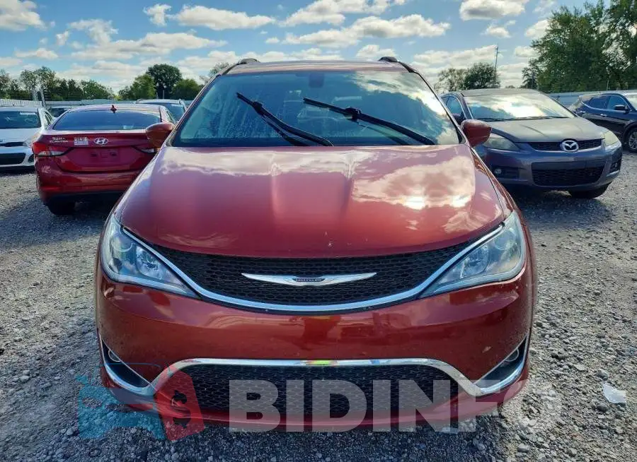 2C4RC1EG8JR248143 Photo# 5