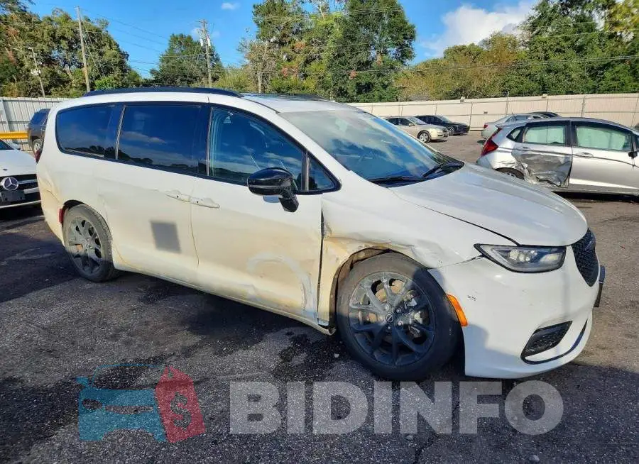 2C4RC1GG5SR537642 Photo# 4