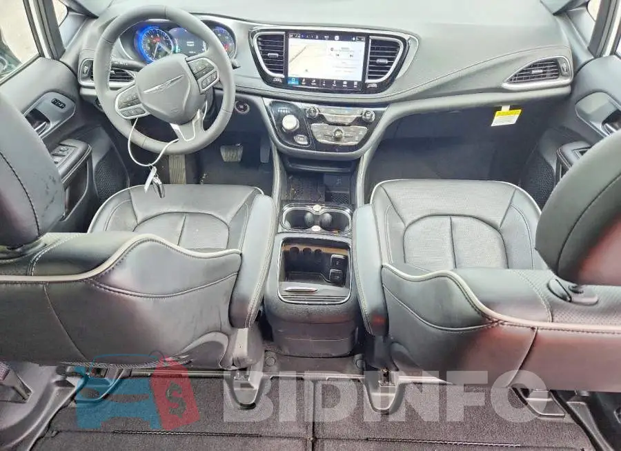 2C4RC1GG9TR263072 Photo# 8