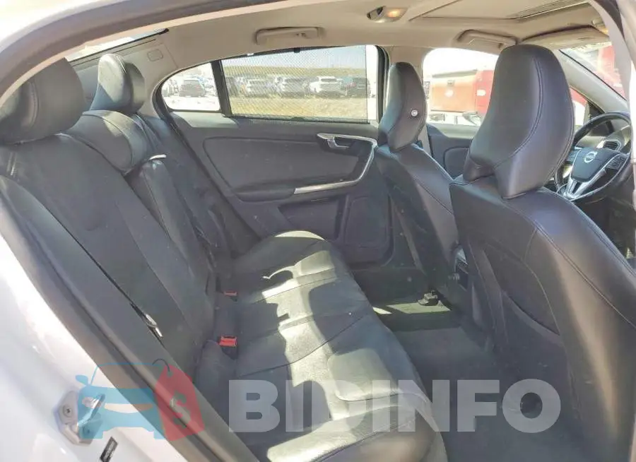 LYV402TK9HB129878 Photo# 10