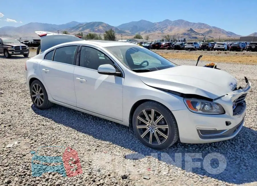 LYV402TK9HB129878 Photo# 4