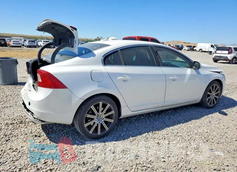 LYV402TK9HB129878 Photo# 3