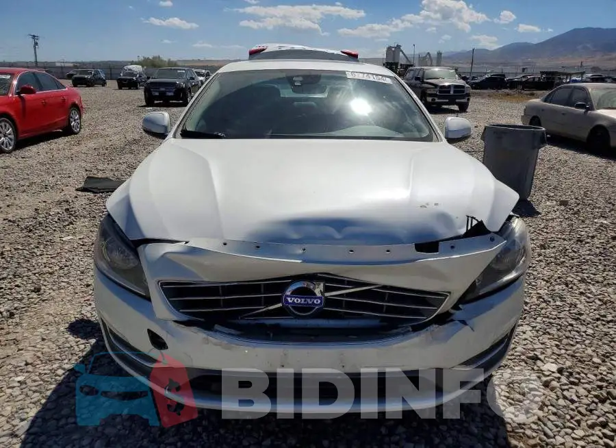 LYV402TK9HB129878 Photo# 5