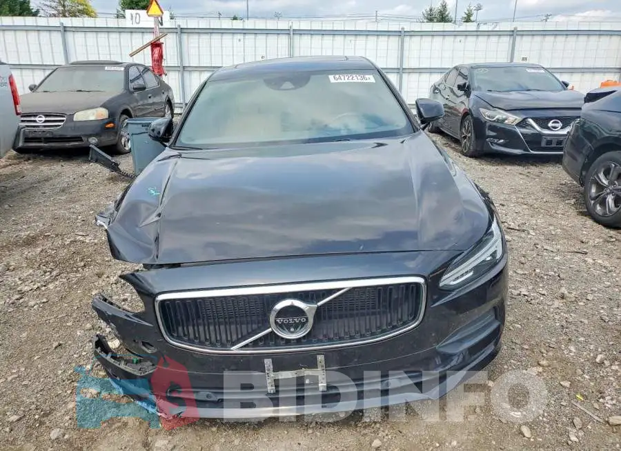 YV1A22MK5H1015776 Photo# 5