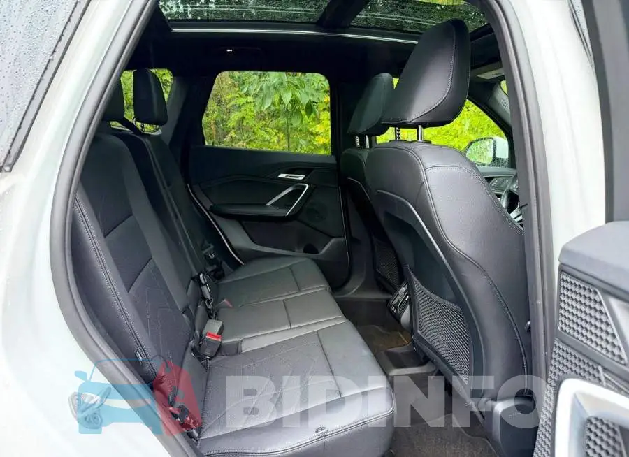 WBX73EF05P5W16853 Photo# 10