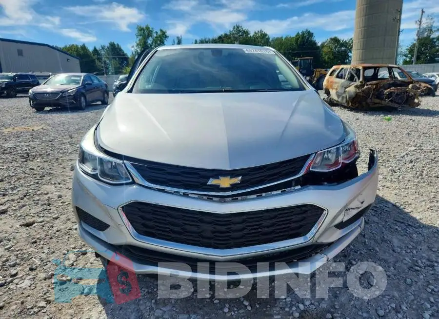 1G1BC5SM1J7193287 Photo# 5