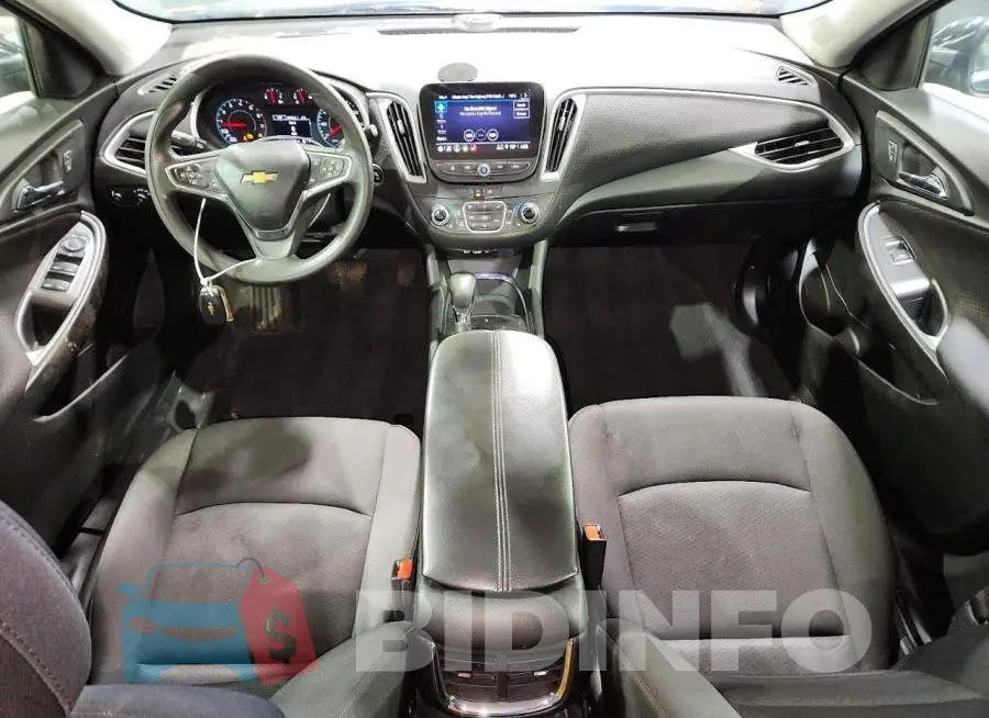 1G1ZD5ST3PF213329 Photo# 8