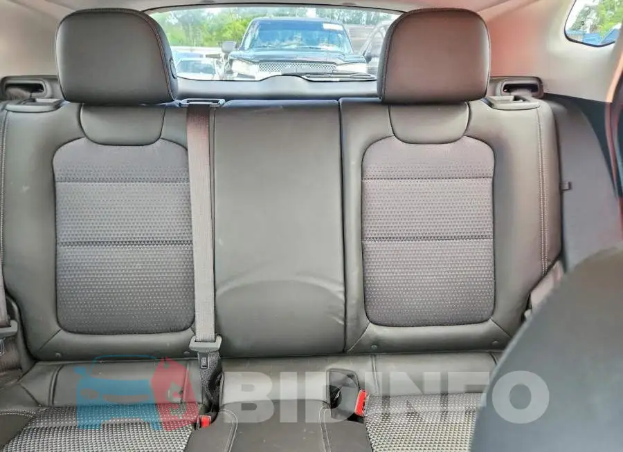 KL77LHEPXTC126070 Photo# 10