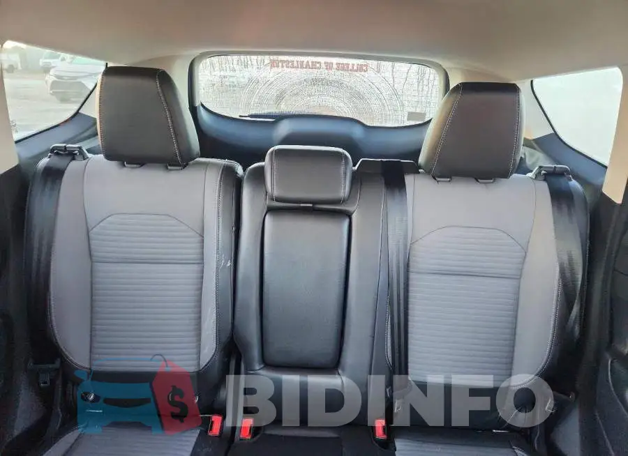 1FMCU9GD6HUD71243 Photo# 10