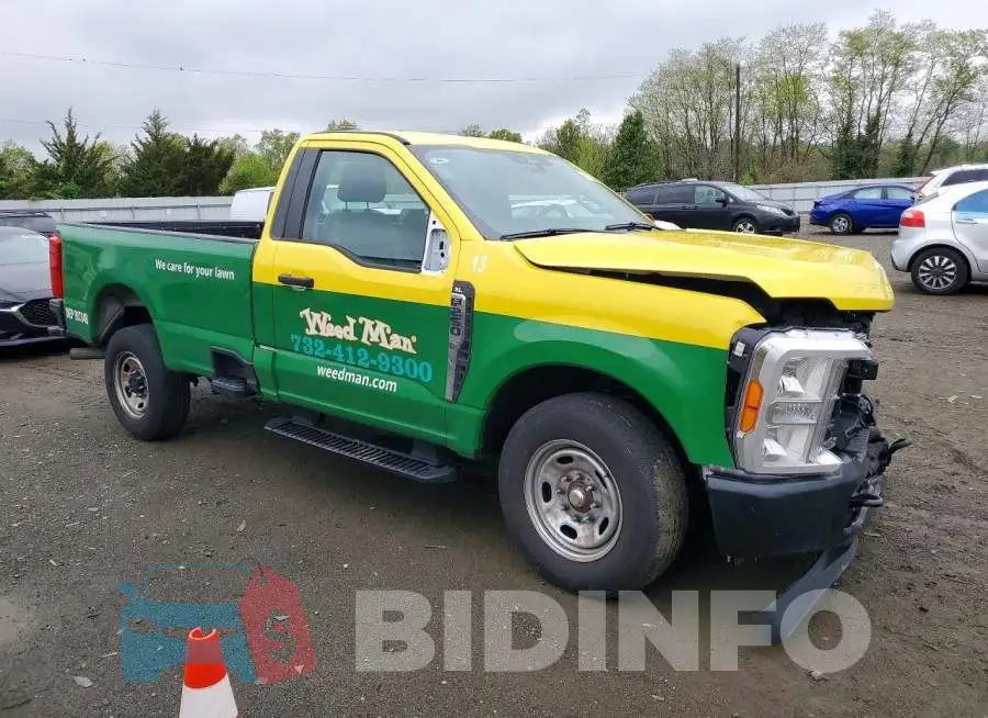 1FTBF2AA0PED44595 Photo# 4