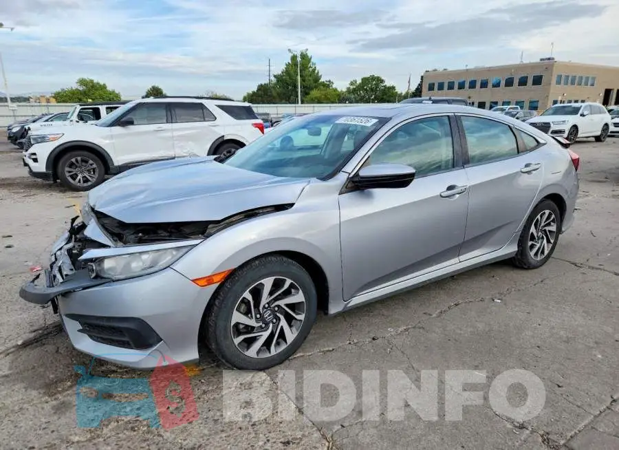 19XFC2F71HE010170 Photo# 1