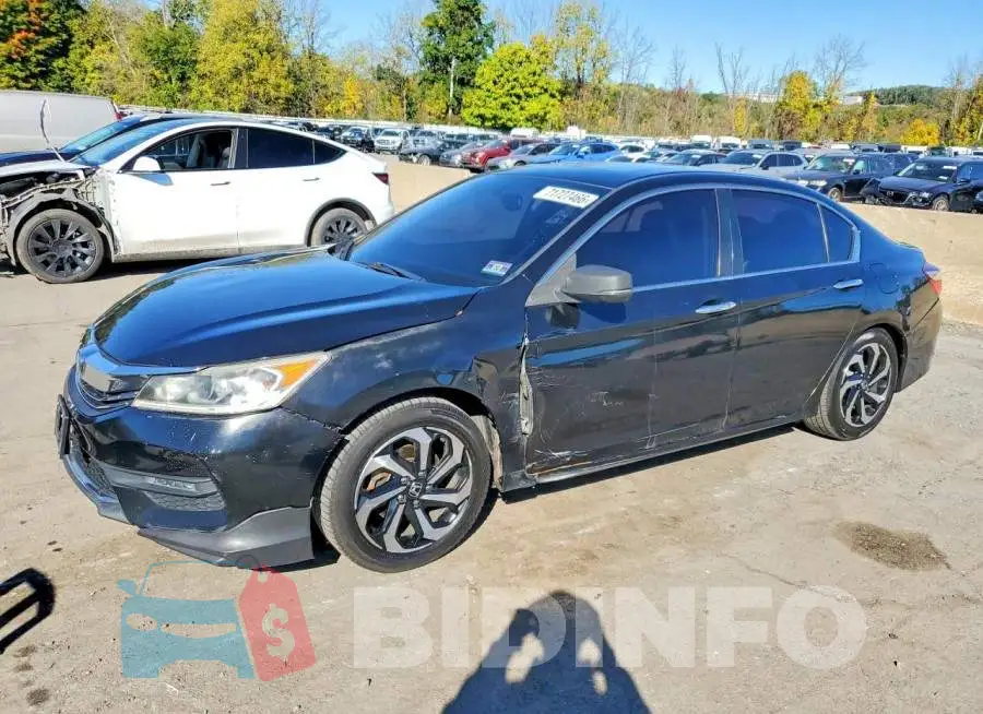 1HGCR2F83HA268043 Photo# 1