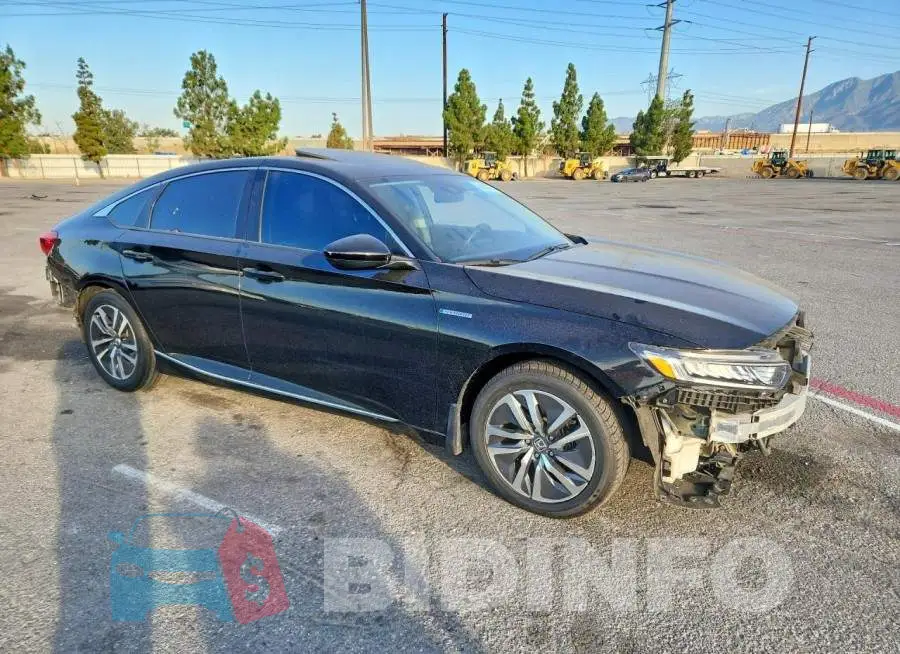 1HGCV3F41KA003787 Photo# 4