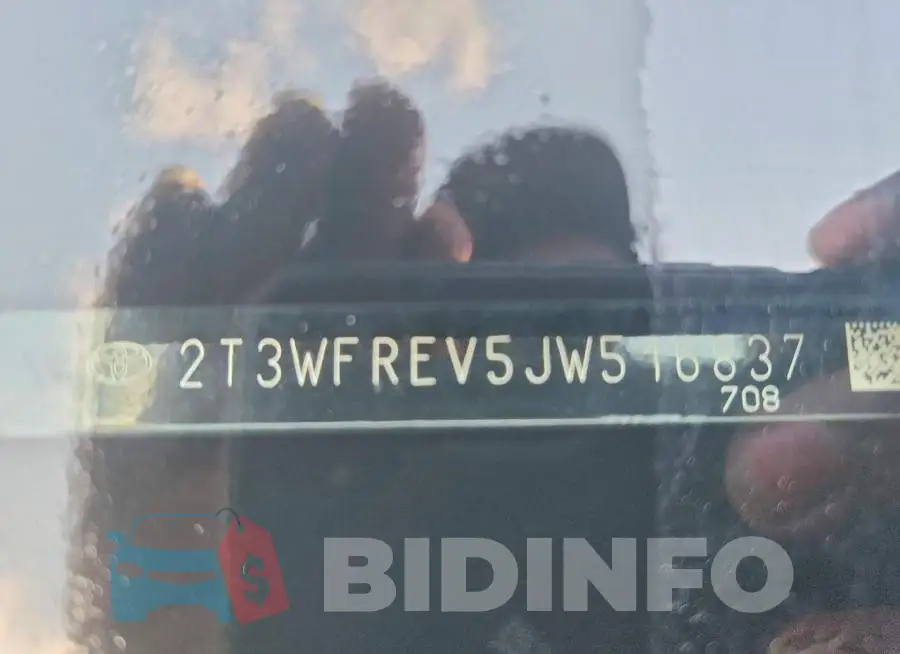 2T3WFREV5JW516837 Photo# 13