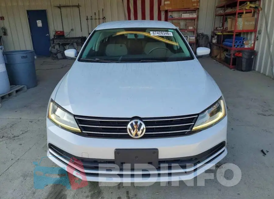 3VW2B7AJ5HM390103 Photo# 5