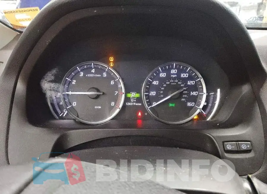19UUB2F52JA009256 Photo# 9