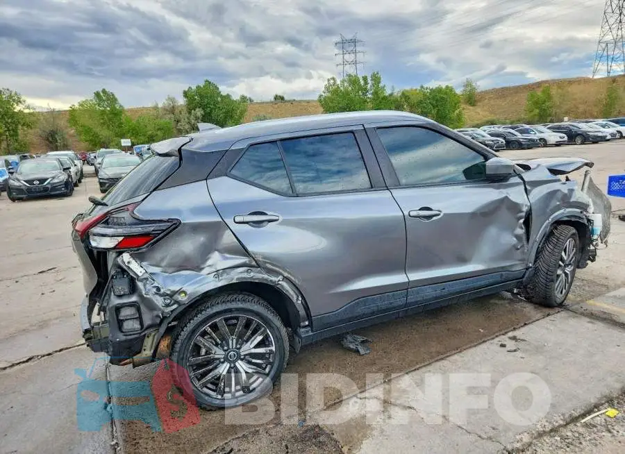 3N1CP5CV1ML512634 Photo# 3