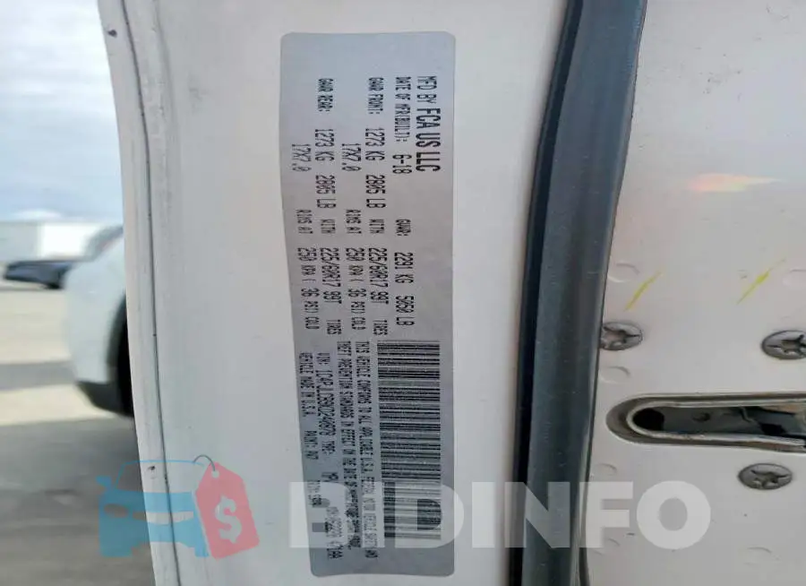 1C4PJLCB9KD240878 Photo# 13